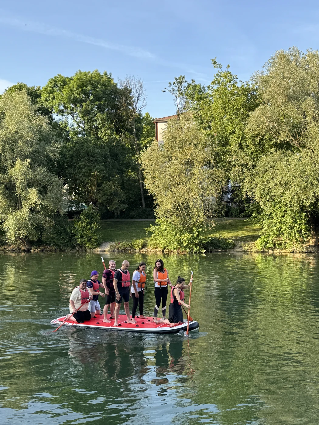 Vue sur la Marne depuis la base Beach Paddle
